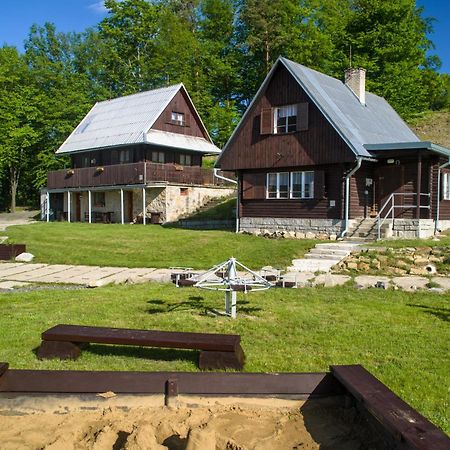 Rodinne Chaty Moravanpark - Ubytovani V Srdci Valasska Podkopna Lhota Ngoại thất bức ảnh