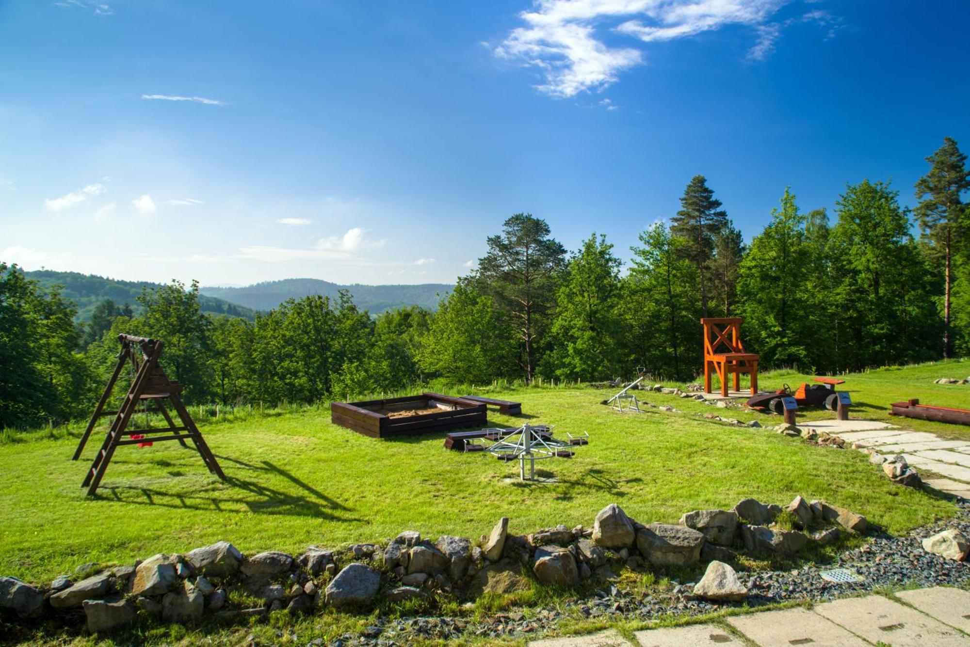 Rodinne Chaty Moravanpark - Ubytovani V Srdci Valasska Podkopna Lhota Ngoại thất bức ảnh